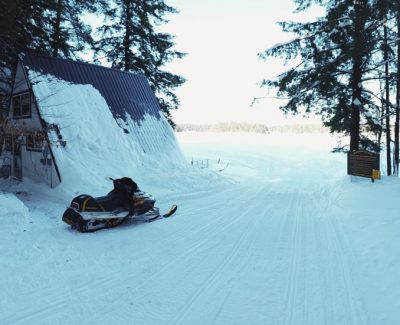 A-Frame 4 3 min om2ok5yhw64zqd7q1avt27zzi3502ihg9d3ozdnhde A frame - Right on the Trail